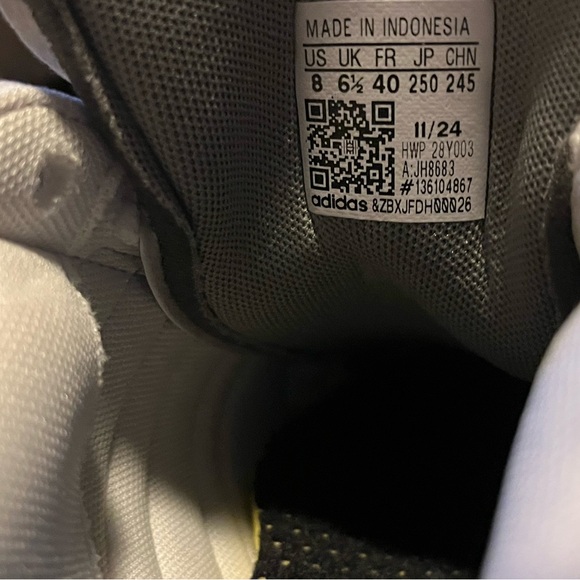 adidas White and Black Sneakers - Picture 9 of 10